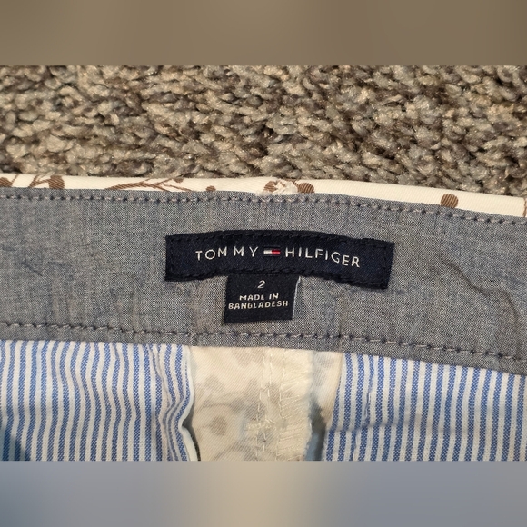 TOMMY HILFIGER Printed Chino Ankle Pants Size 2 - Picture 3 of 5